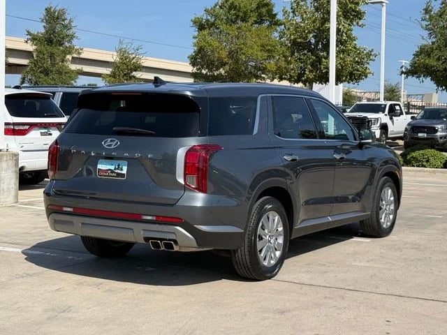 2025 Hyundai Palisade - Image 3