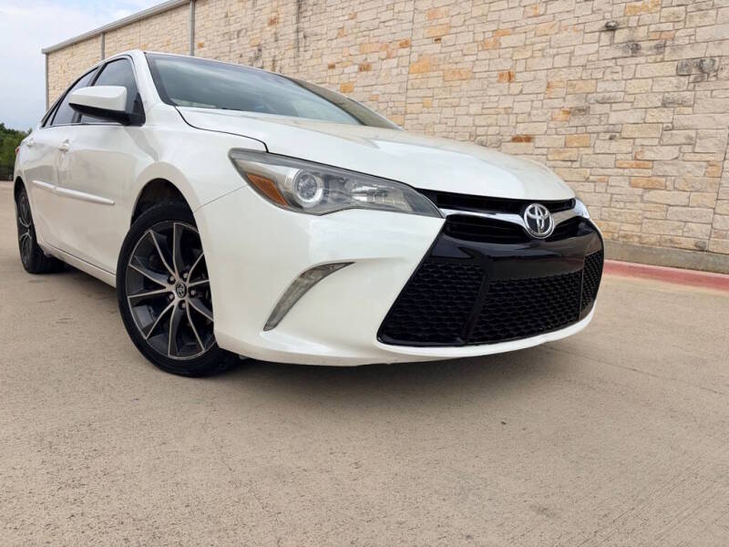 2015 Toyota Camry - Image 1