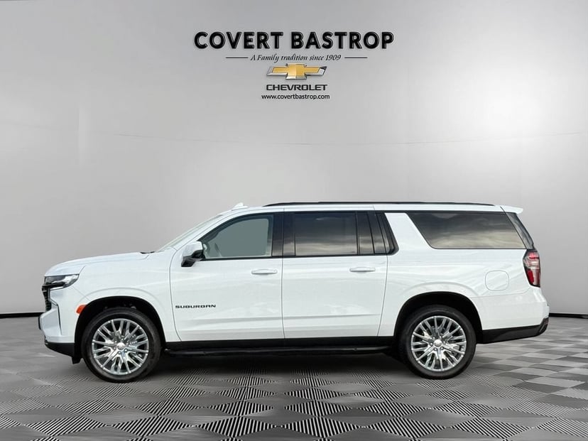 2024 Chevrolet Suburban - Image 3