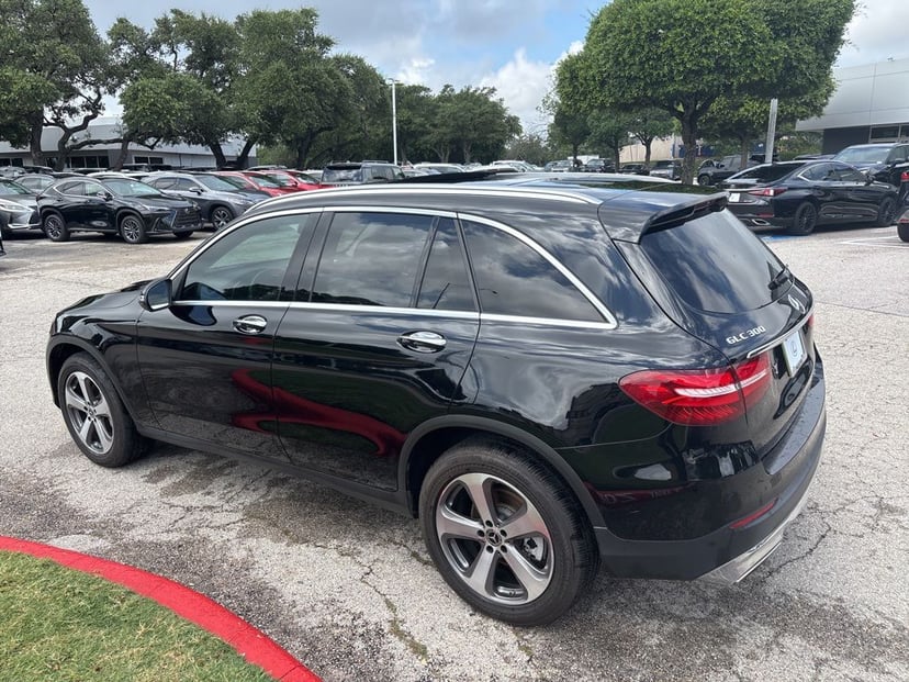2019 Mercedes-Benz GLC-Class - Image 3