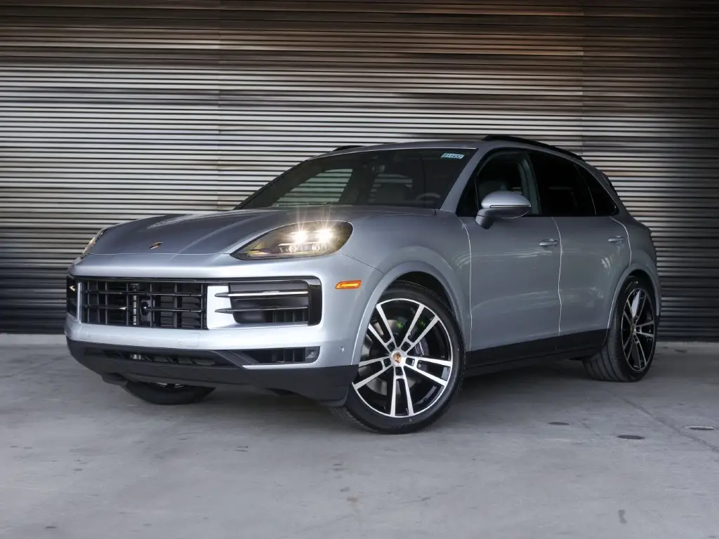 2026 Porsche Cayenne - Image 1