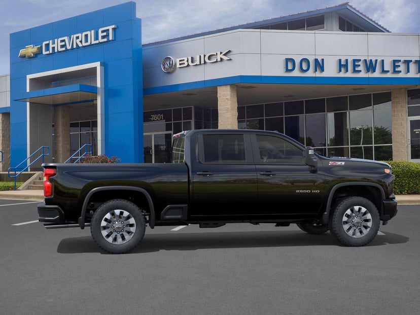 2026 Chevrolet Silverado 2500 HD - Image 2