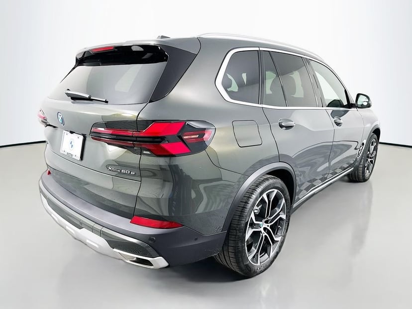 2026 BMW X5 - Image 3