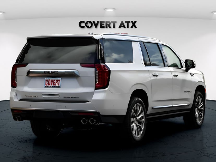 2024 GMC Yukon XL - Image 3