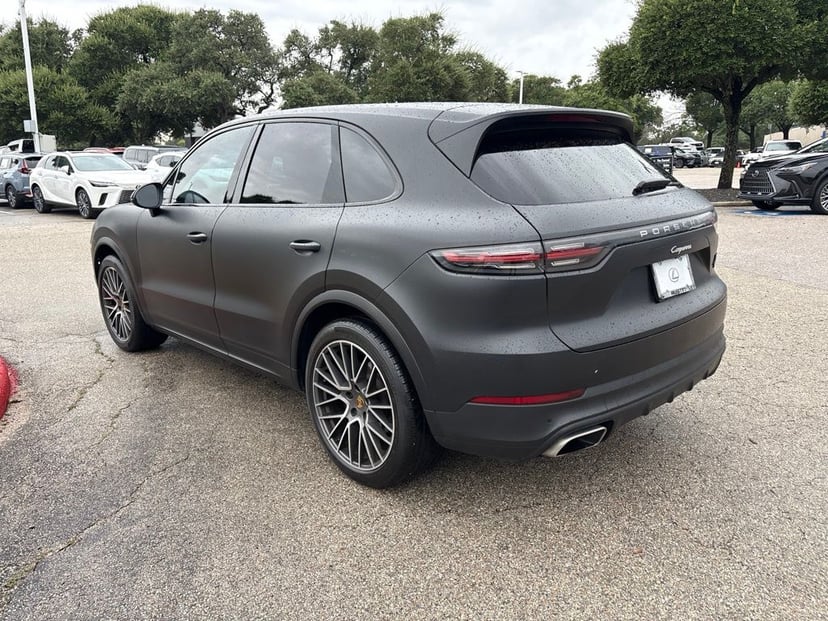 2021 Porsche Cayenne - Image 3