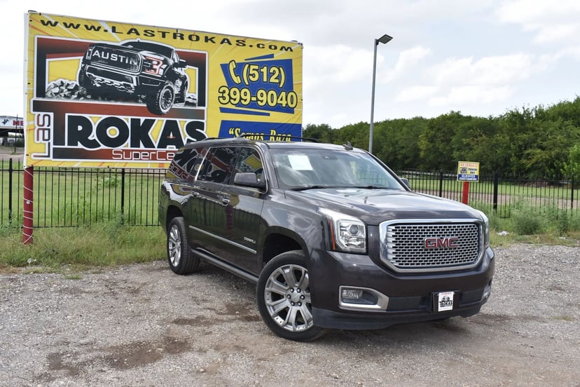 2017 GMC Yukon XL - Image 1