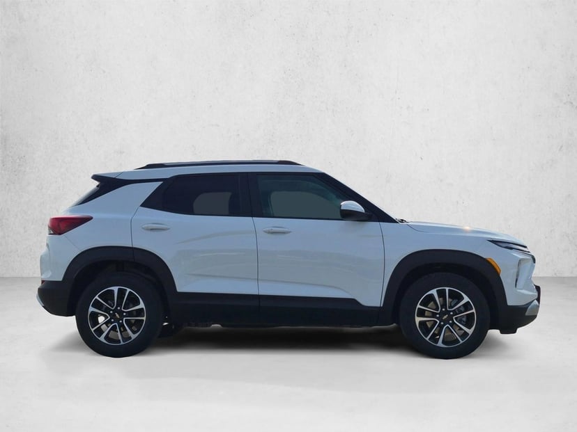 2026 Chevrolet Trailblazer - Image 3