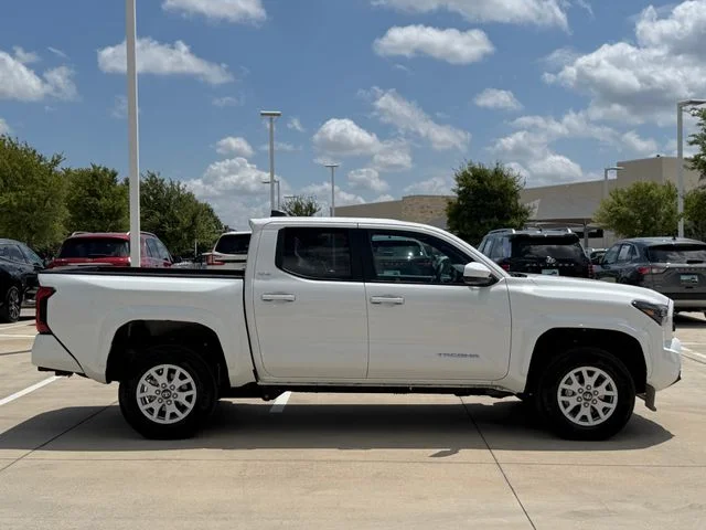 2026 Toyota Tacoma - Image 2