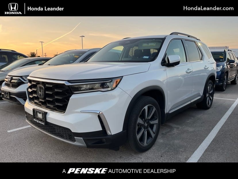 2023 Honda Pilot - Image 1