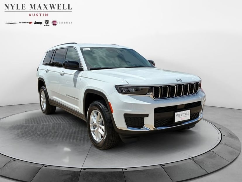 2026 Jeep Grand Cherokee L - Image 2