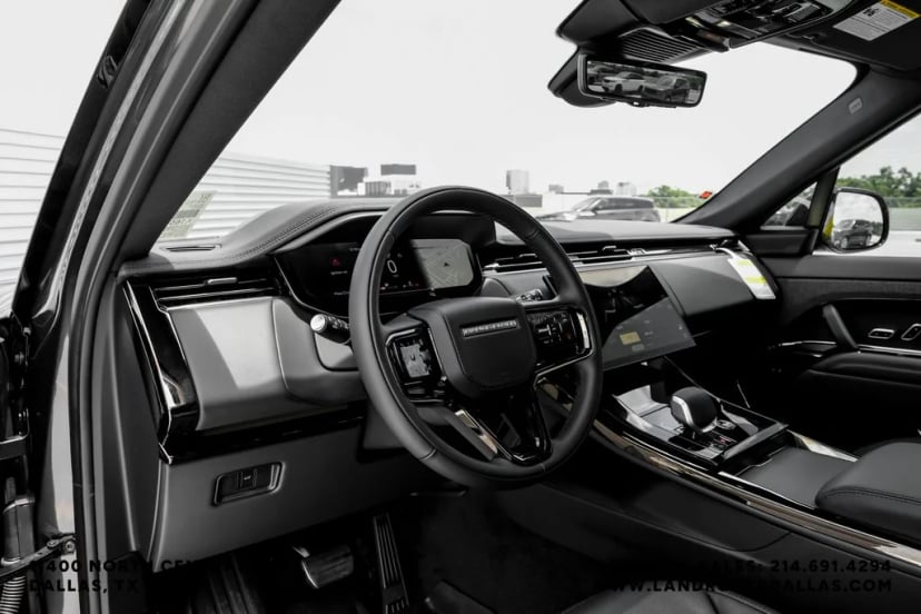 2026 Land Rover Range Rover Sport - Image 2
