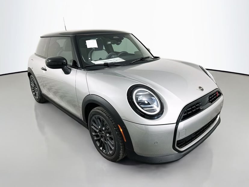 2026 MINI Hardtop - Image 2