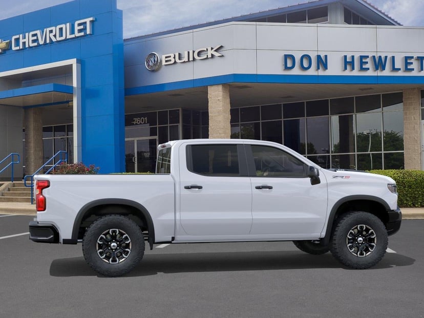 2026 Chevrolet Silverado 1500 - Image 2