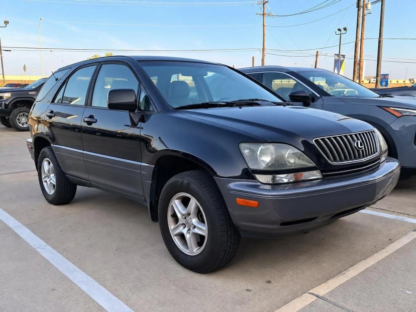 1999 Lexus RX - Image 1