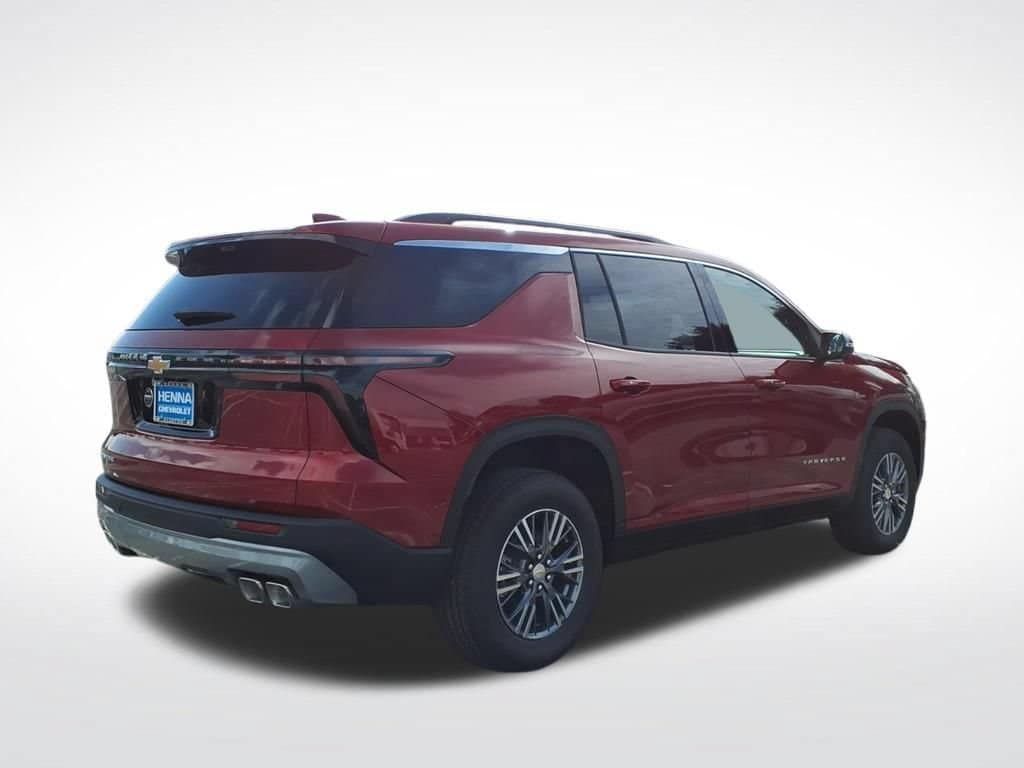 2026 Chevrolet Traverse - Image 2