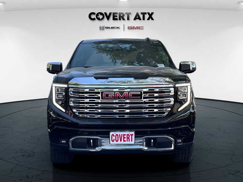 2026 GMC Sierra 1500 - Image 2