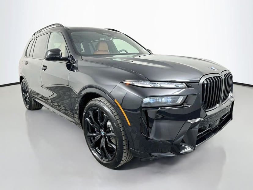 2027 BMW X7 - Image 1