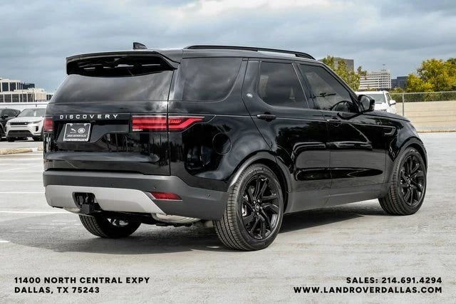2025 Land Rover Discovery - Image 3