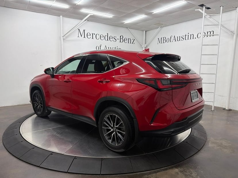 2025 Lexus NX - Image 3