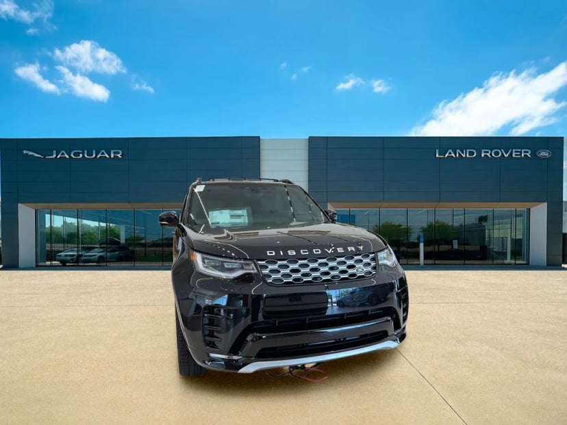 2025 Land Rover Discovery - Image 3