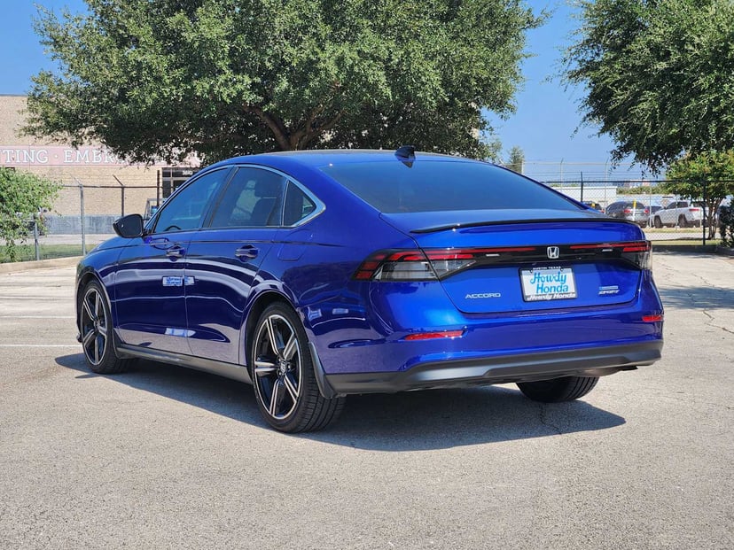 2023 Honda Accord - Image 3