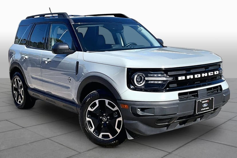 2021 Ford Bronco - Image 1