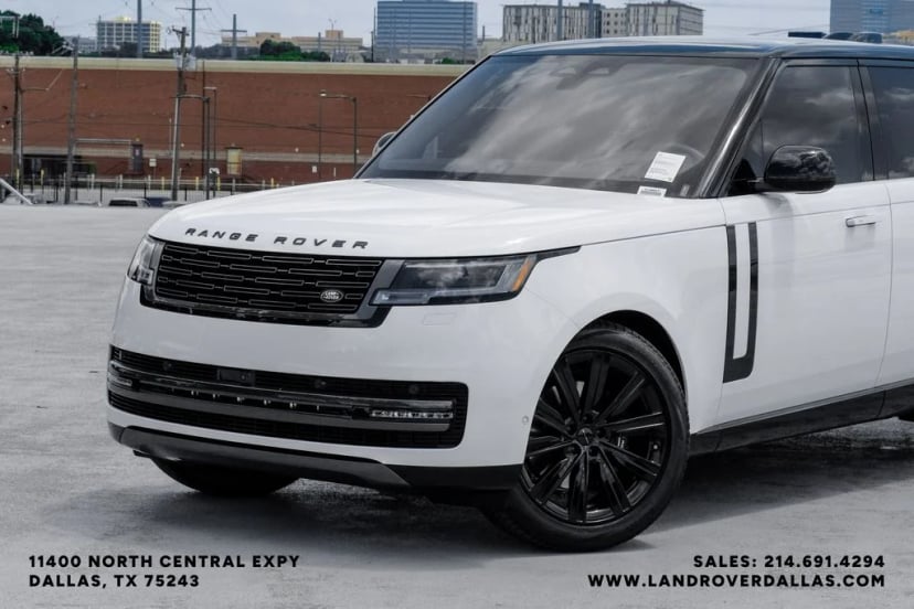 2026 Land Rover Range Rover - Image 2
