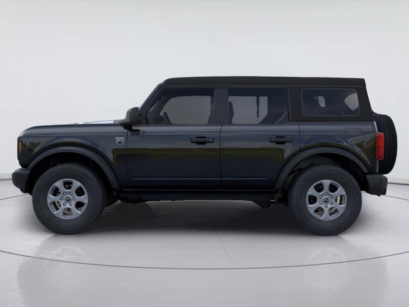 2026 Ford Bronco - Image 2