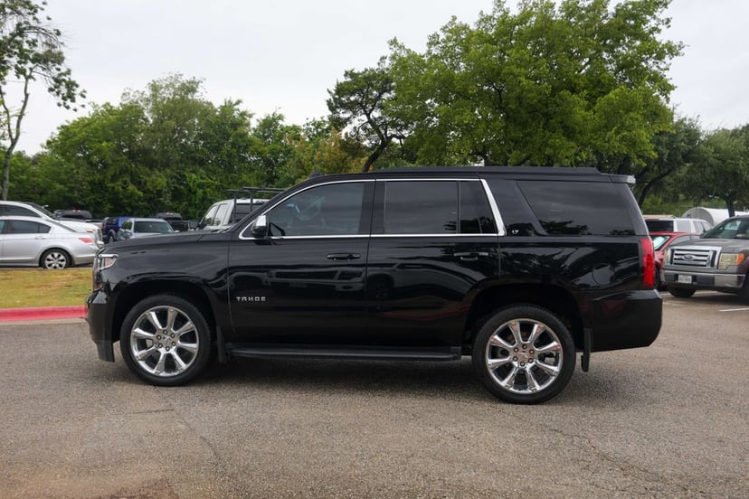 2020 Chevrolet Tahoe - Image 2