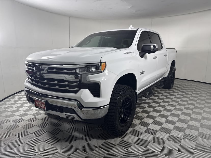 2026 Chevrolet Silverado 1500 - Image 1