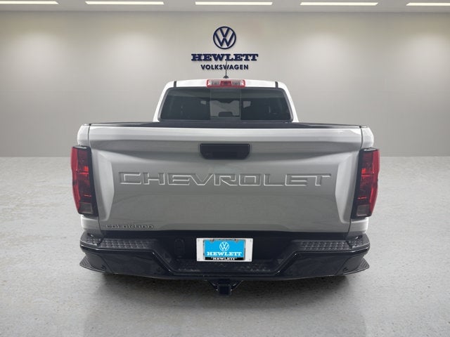 2025 Chevrolet Colorado - Image 3