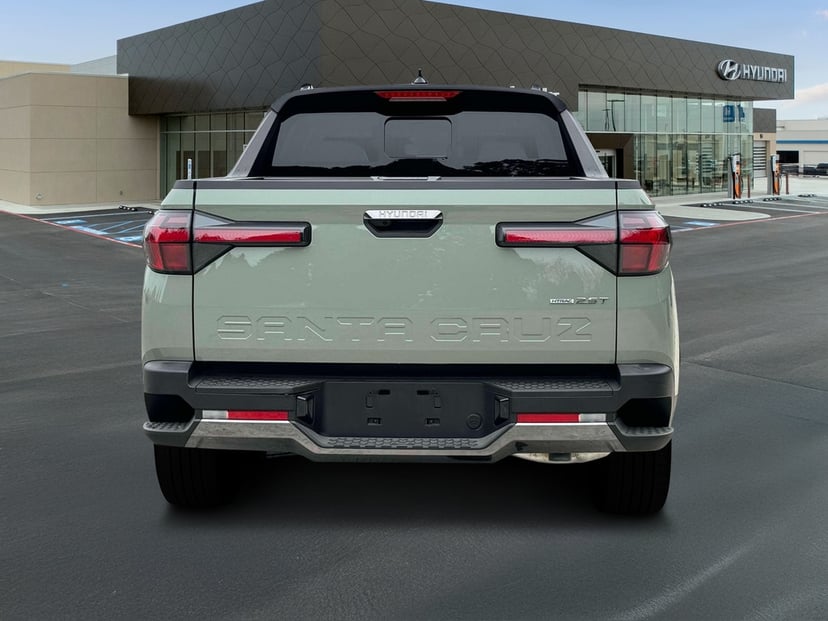 2025 Hyundai Santa Cruz - Image 3