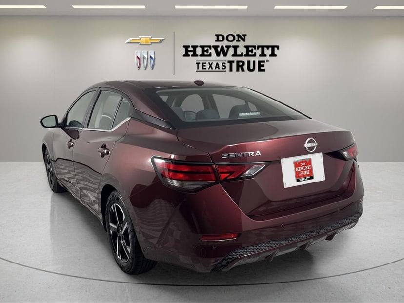2025 Nissan Sentra - Image 3