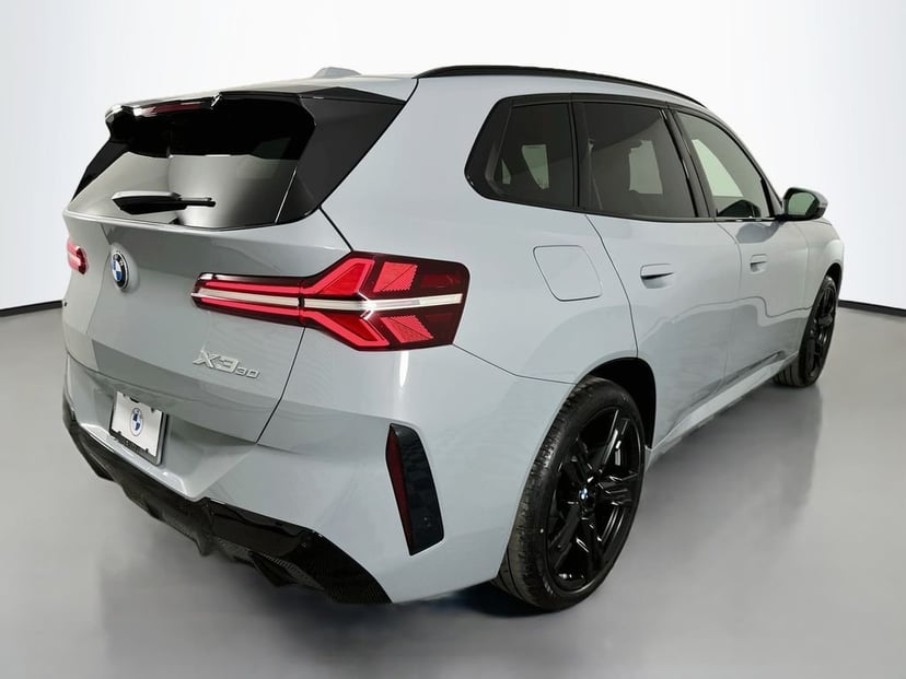 2026 BMW X3 - Image 3