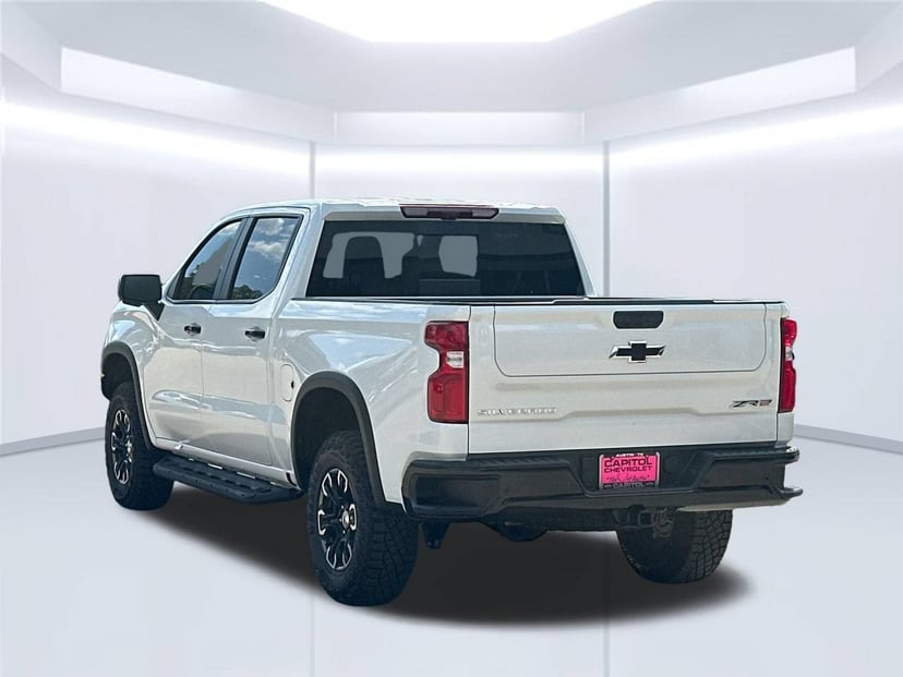2026 Chevrolet Silverado 1500 - Image 3