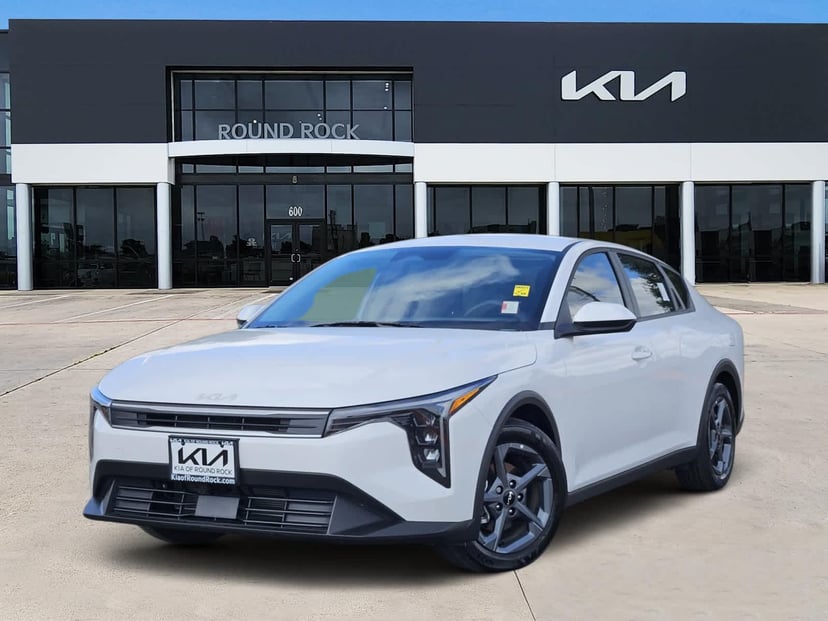 2025 Kia K4 - Image 1