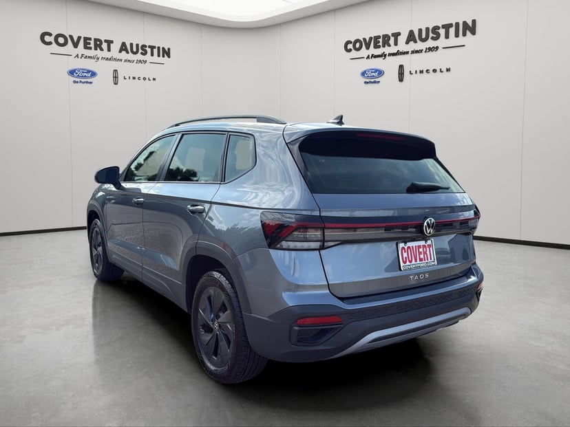 2025 Volkswagen Taos - Image 2