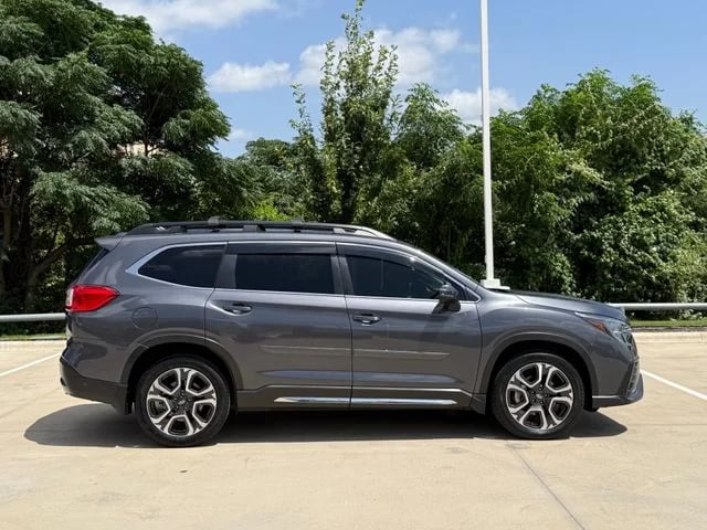 2023 Subaru Ascent - Image 2