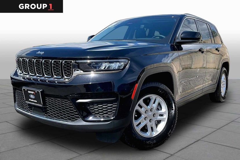 2023 Jeep Grand Cherokee - Image 2
