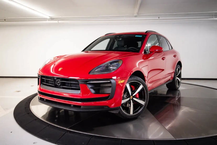 2026 Porsche Macan - Image 1