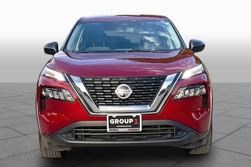2021 Nissan Rogue - Image 3