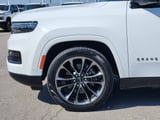 2024 Jeep Grand Wagoneer - Preview 9