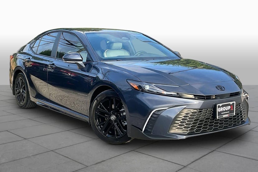 2026 Toyota Camry - Image 2