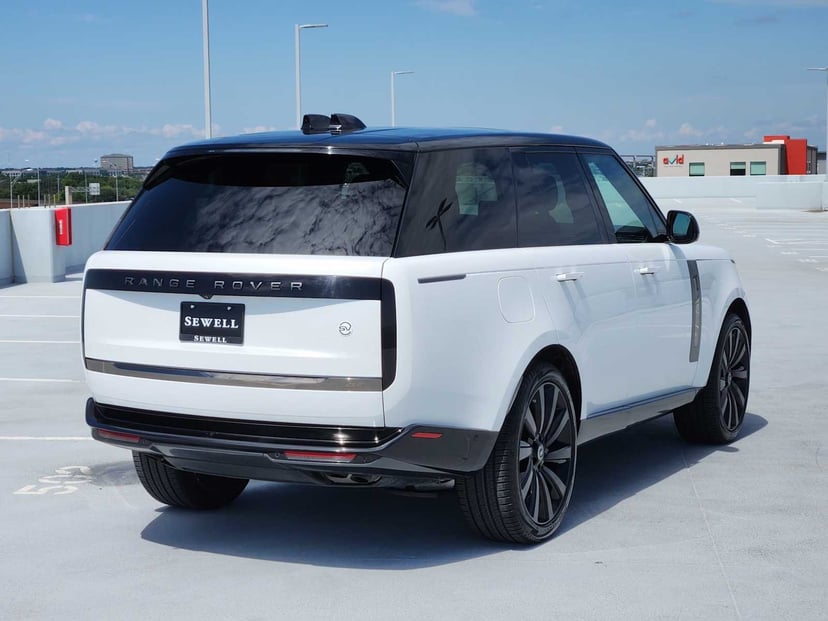 2024 Land Rover Range Rover - Image 3