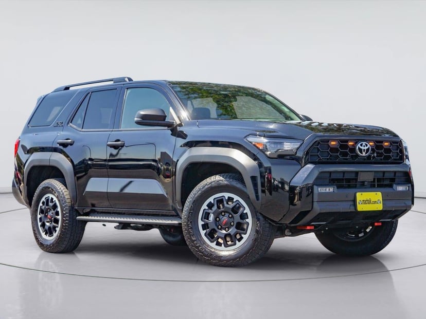 2025 Toyota 4Runner - Image 1