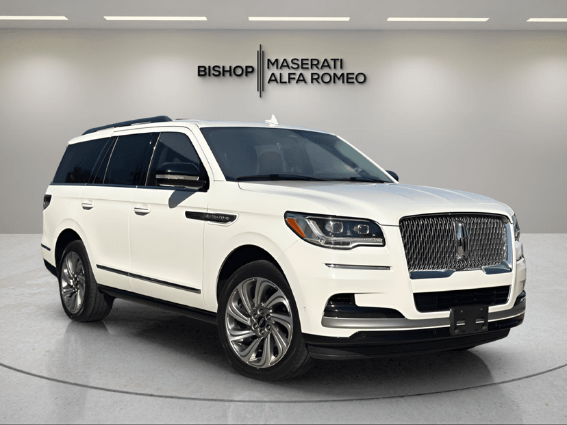 2024 Lincoln Navigator - Image 1