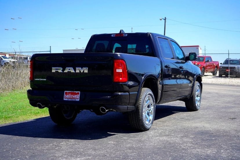 2026 Ram 1500 - Image 2