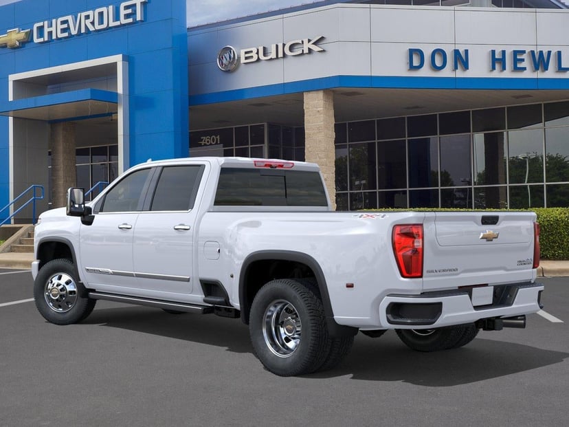 2026 Chevrolet Silverado 3500 HD - Image 3