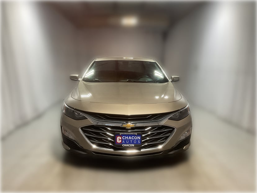 2022 Chevrolet Malibu - Image 2