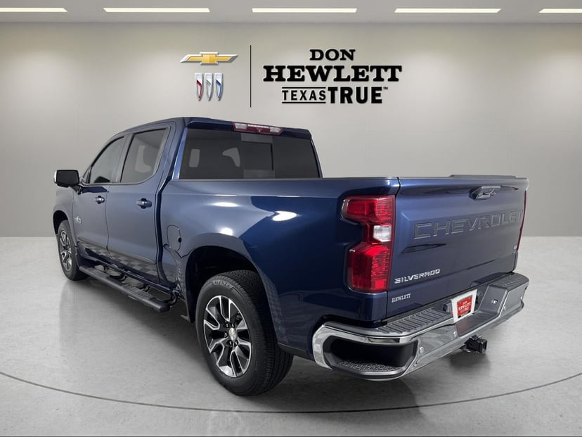 2023 Chevrolet Silverado 1500 - Image 3